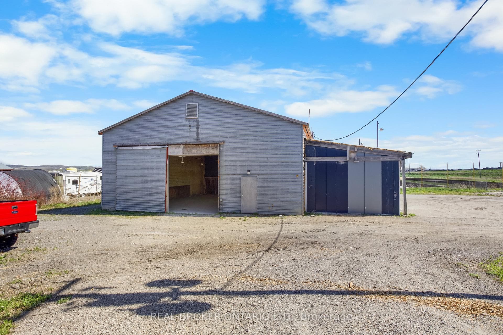 1153 Canal Road Barn, Bradford West Gwillimbury, ON L3Z 4E2