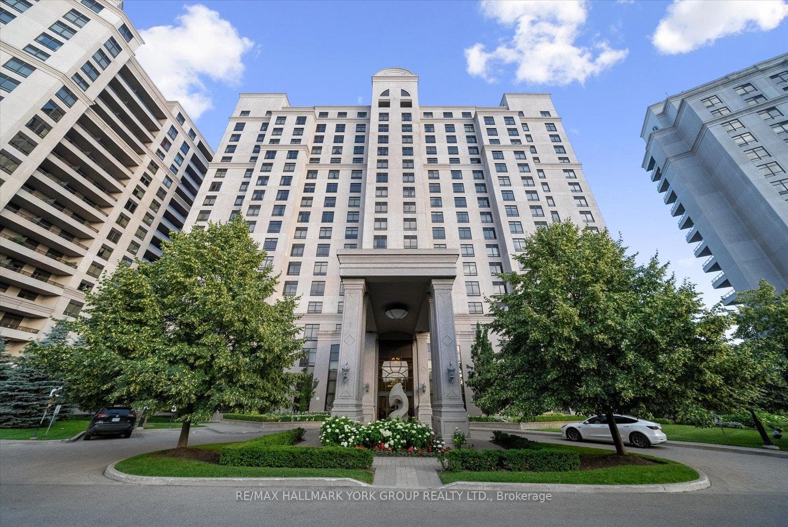 9245 Jane Street 1601, Vaughan, ON L6A 0J9