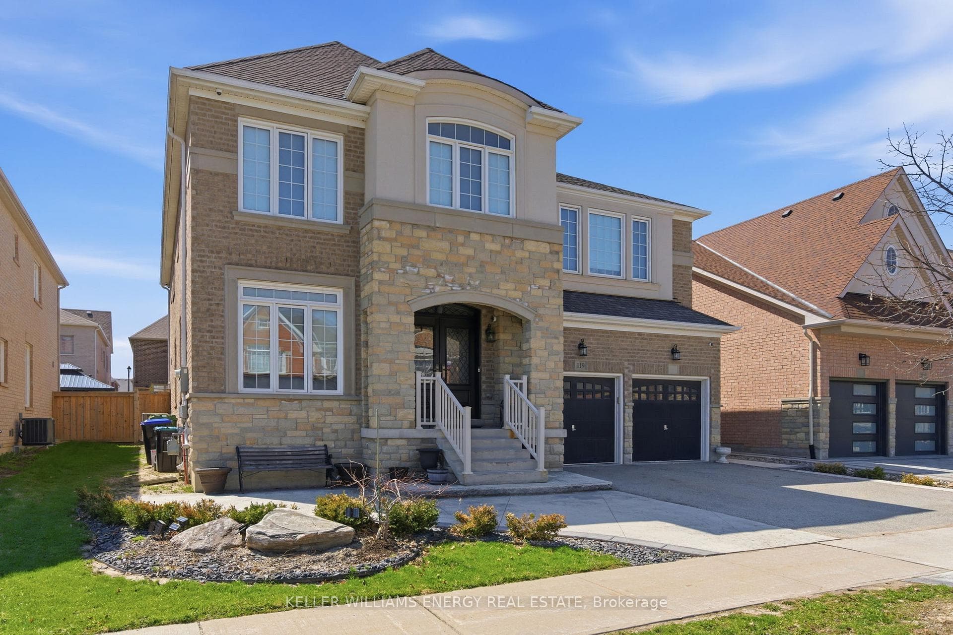 119 Stewart Crescent, Bradford West Gwillimbury, ON L3Z 0T3