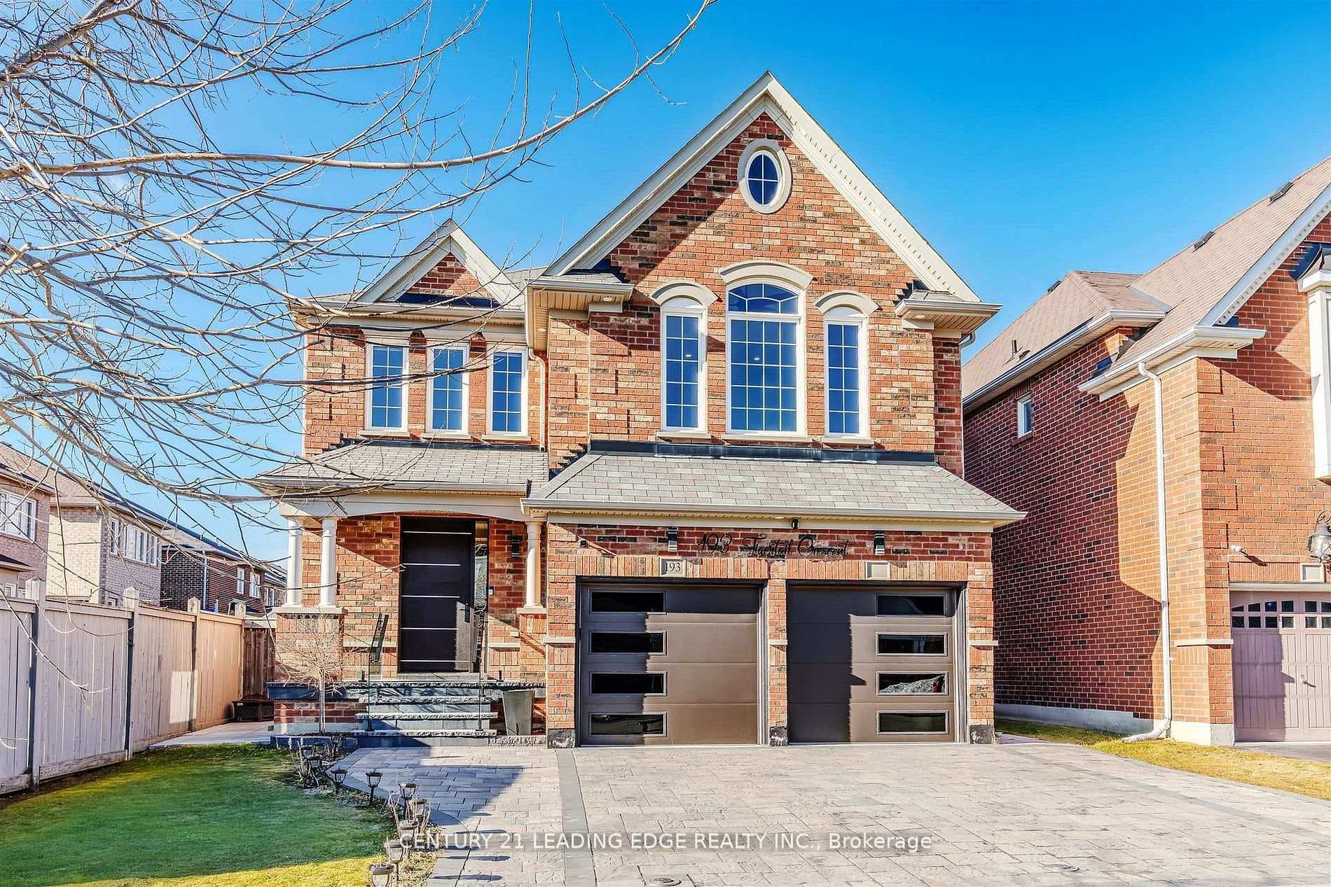 193 Tigertail Crescent, Bradford West Gwillimbury, ON L3Z 2A5