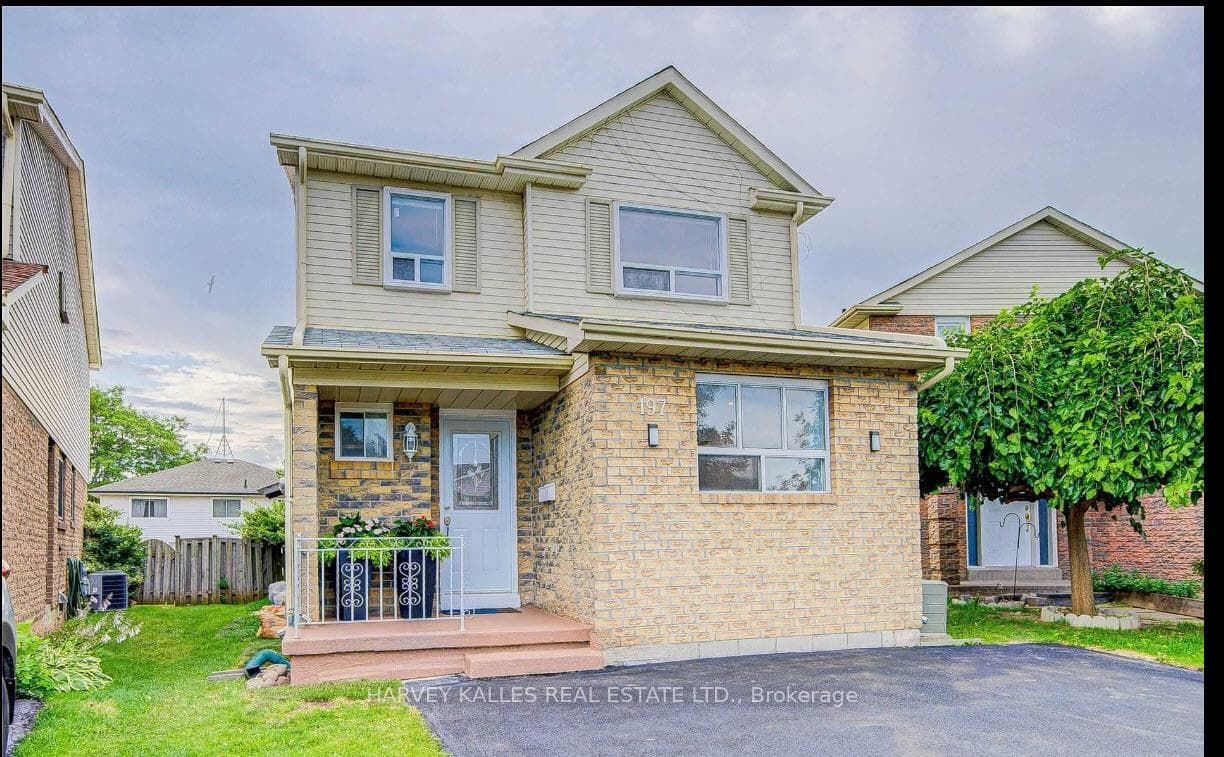 197 Lisa Crescent, Vaughan, ON L4J 2N2