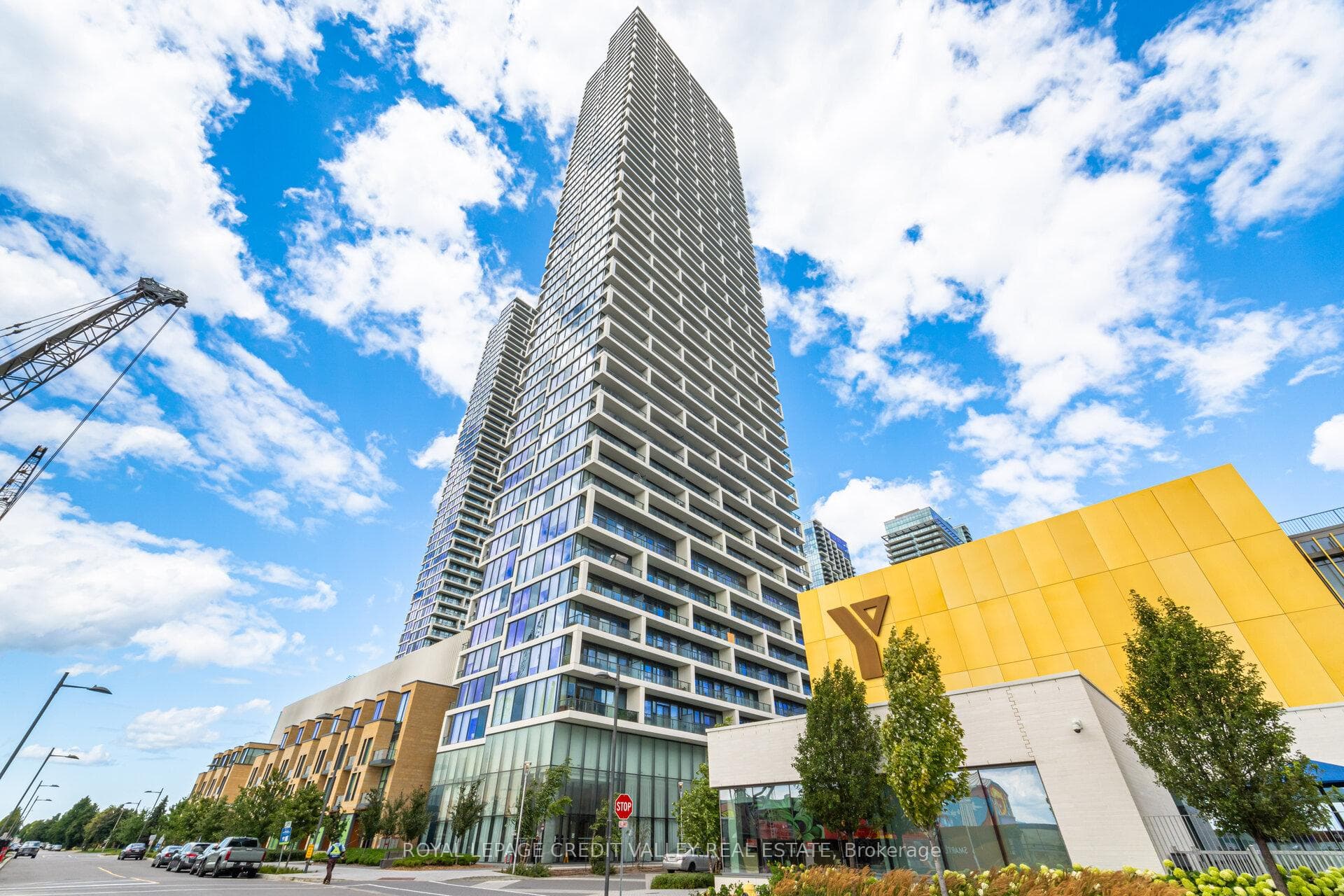 5 Buttermill Avenue 1511, Vaughan, ON L4K 0J5