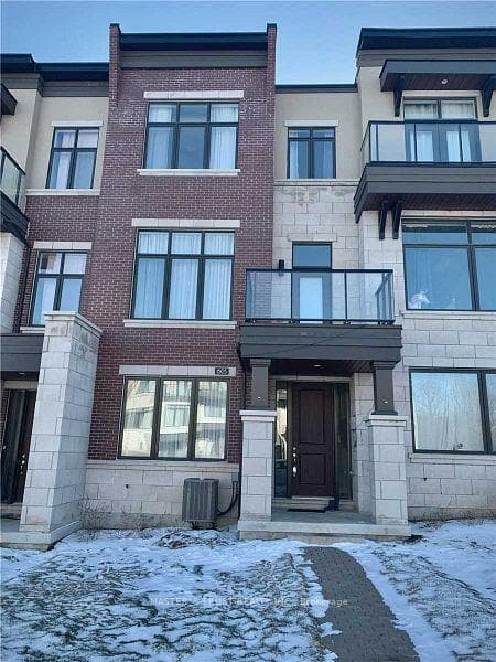 605 Marc Santi Boulevard, Vaughan, ON L6A 4Z8