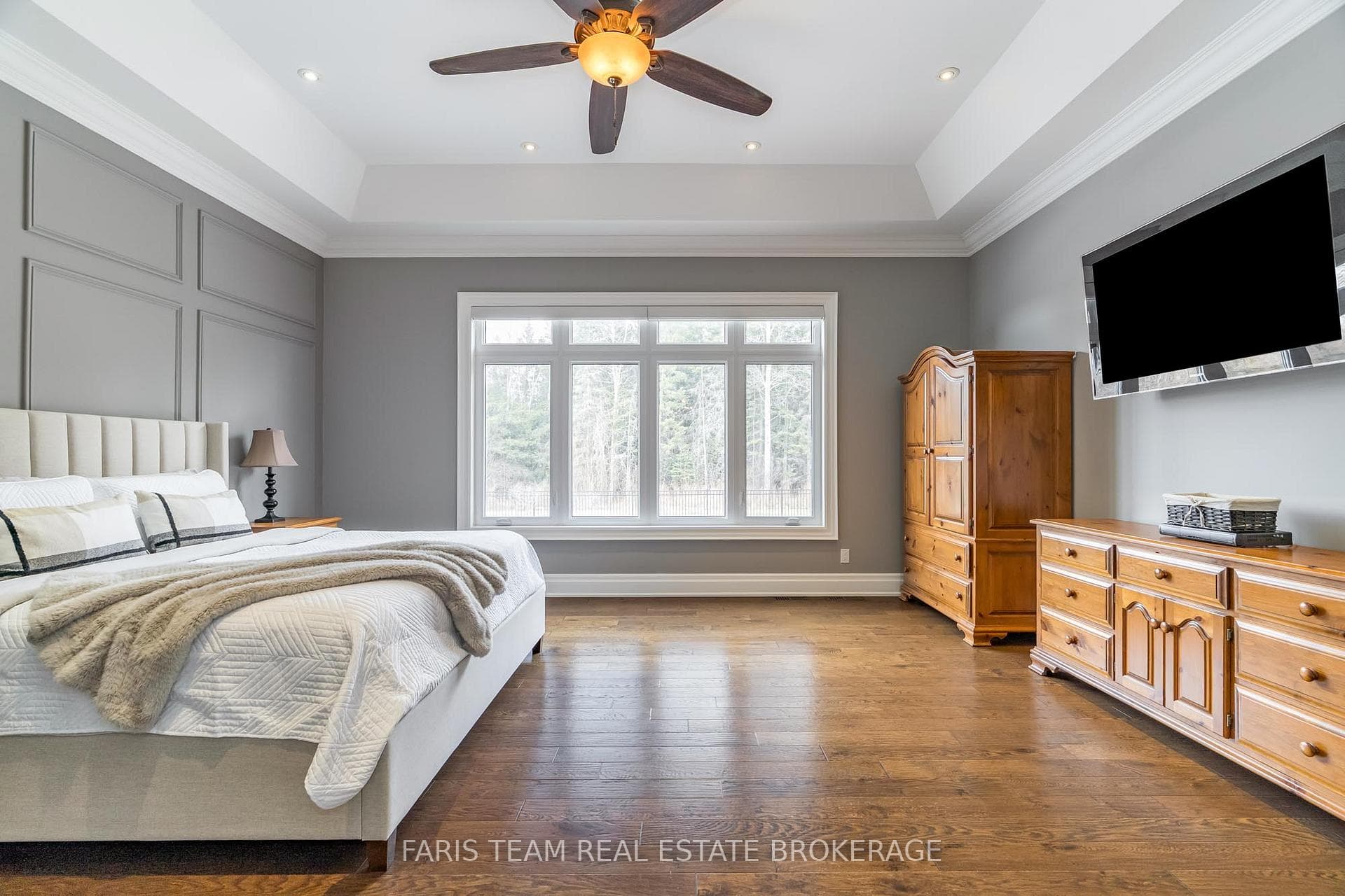 158 Dale Crescent, Bradford West Gwillimbury, ON L0L 1L0