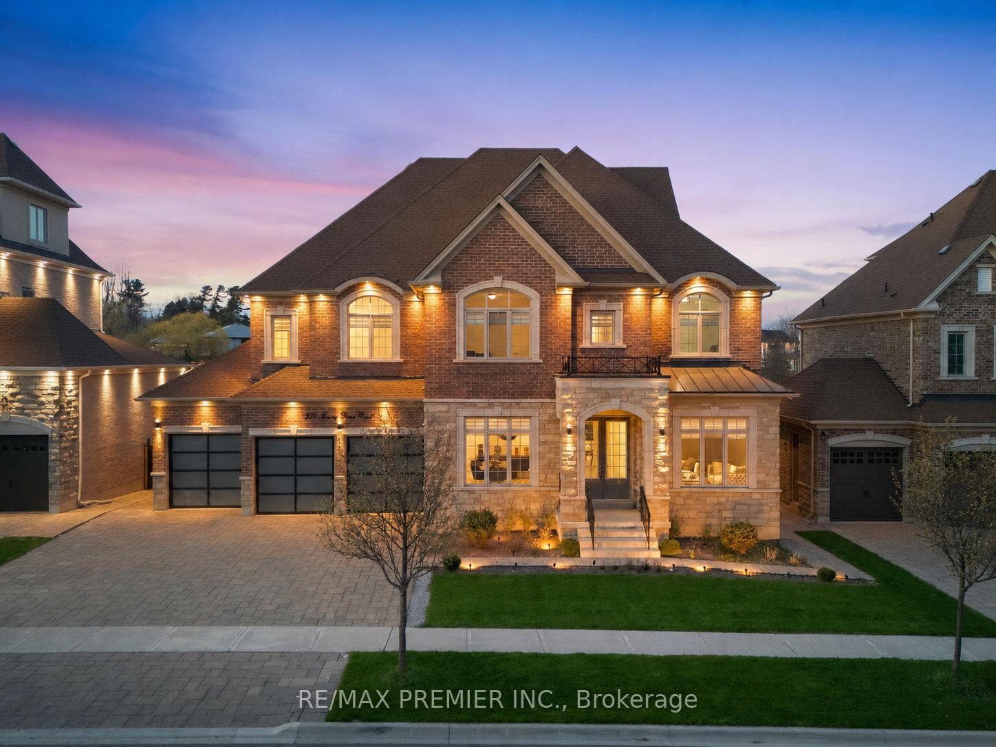 319 Torrey Pines Road, Vaughan, ON L4H 3X3