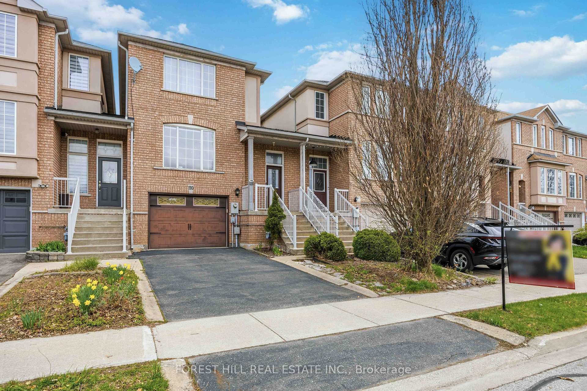 110 Foxfield Crescent, Vaughan, ON L4K 5E9