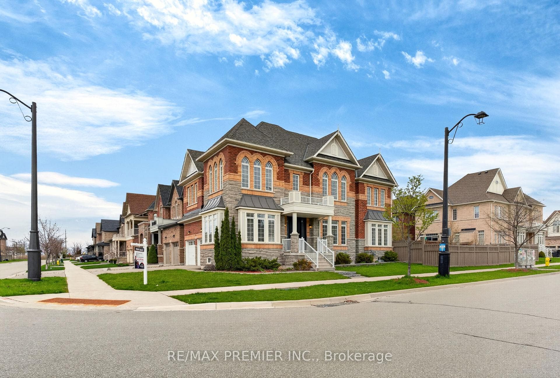 66 Red Tree Drive, Vaughan, ON L4H 4H7