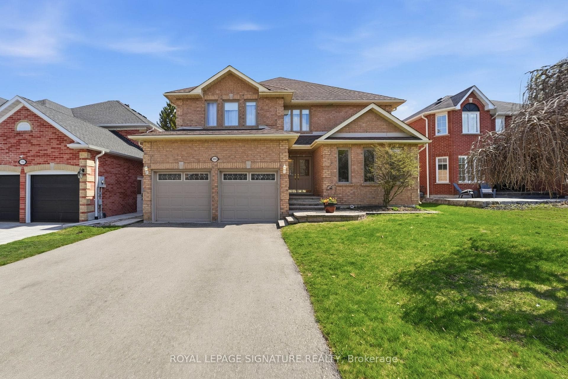 390 Binns Avenue, Newmarket, ON L3X 1T7