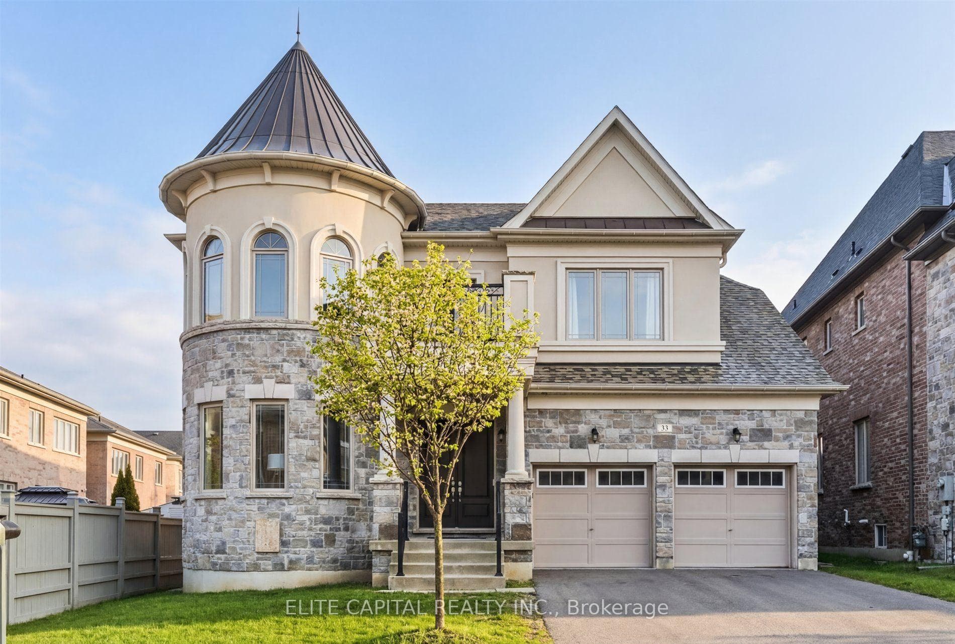33 Straw Cutter Gate, Vaughan, ON L6A 4Y5