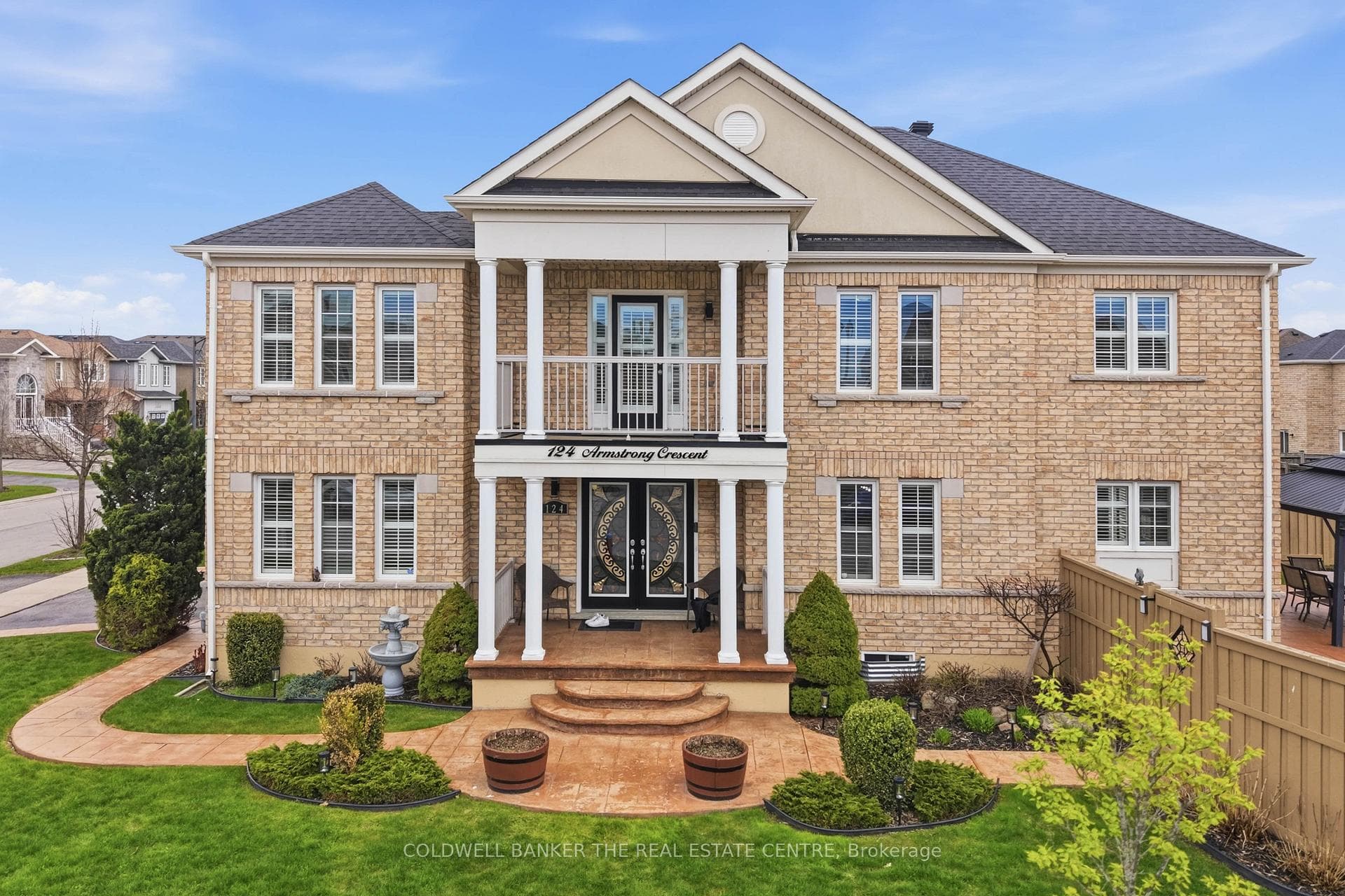 124 Armstrong Crescent, Bradford West Gwillimbury, ON L3Z 0L3