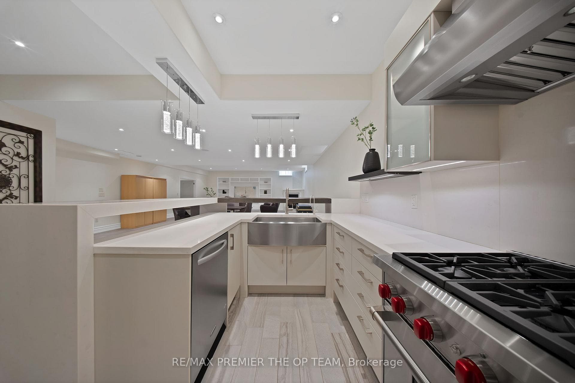 62 Autumn Grove Court, Vaughan, ON L0J 1C0