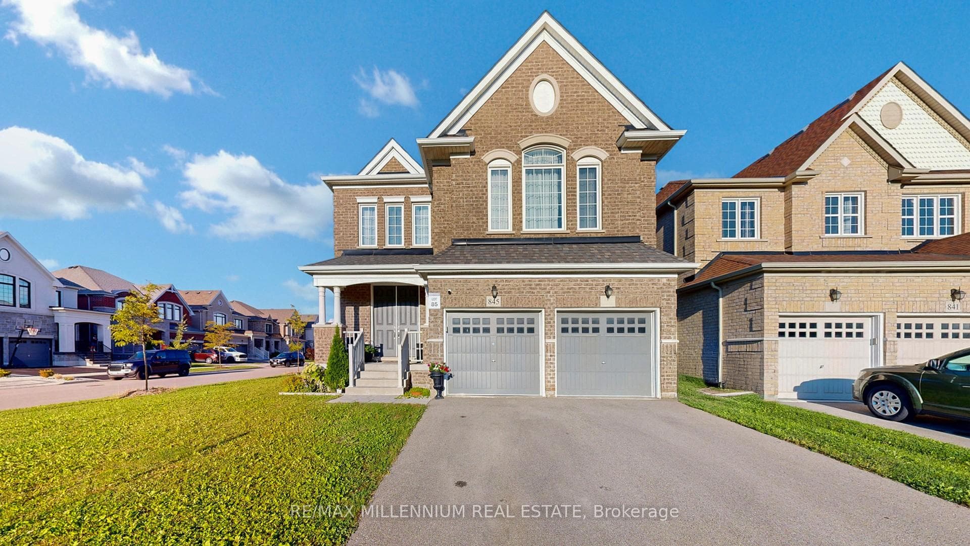 845 Langford Boulevard, Bradford West Gwillimbury, ON L3Z 4J2