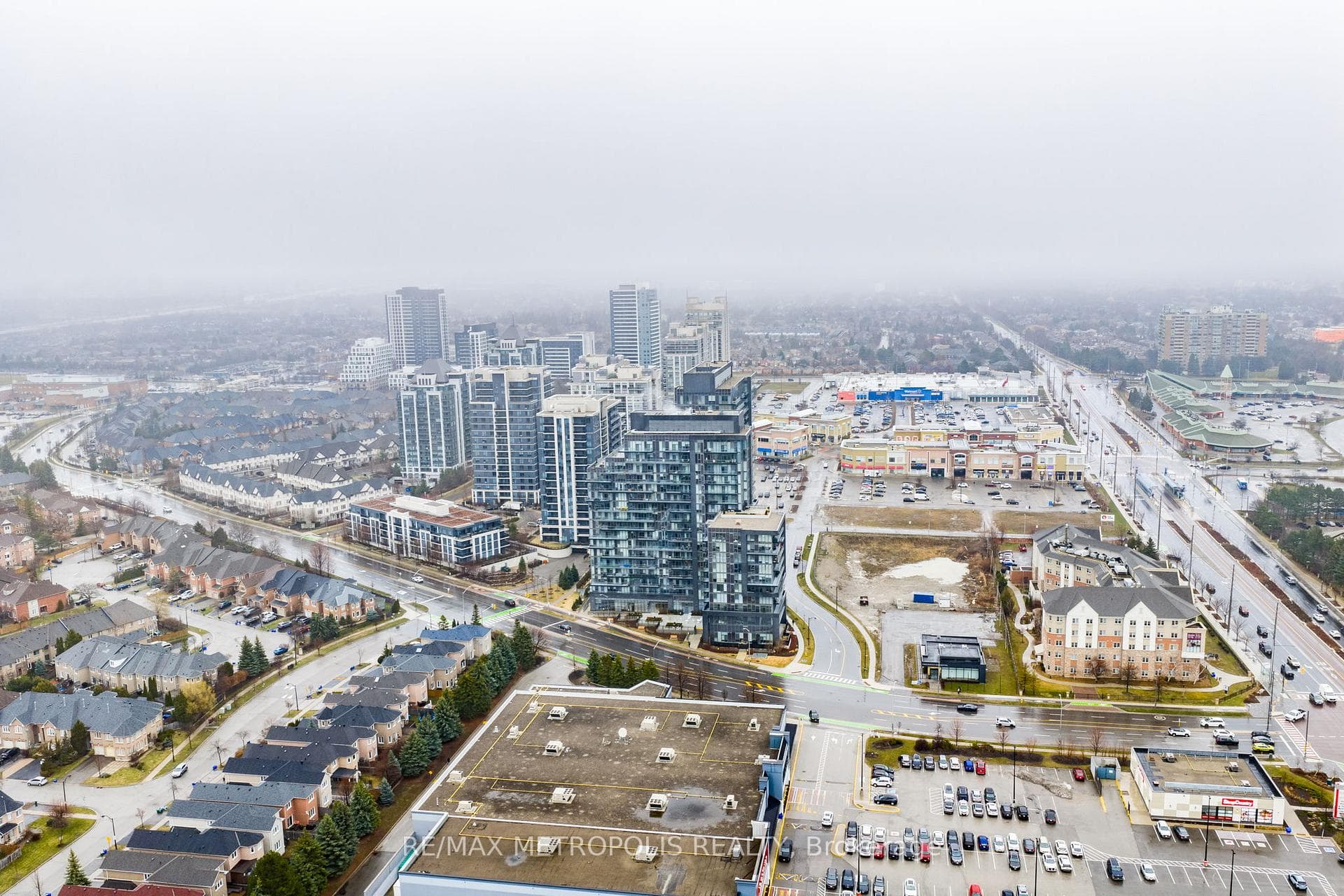 10 Gatineau Drive 509W, Vaughan, ON L4J 0L2