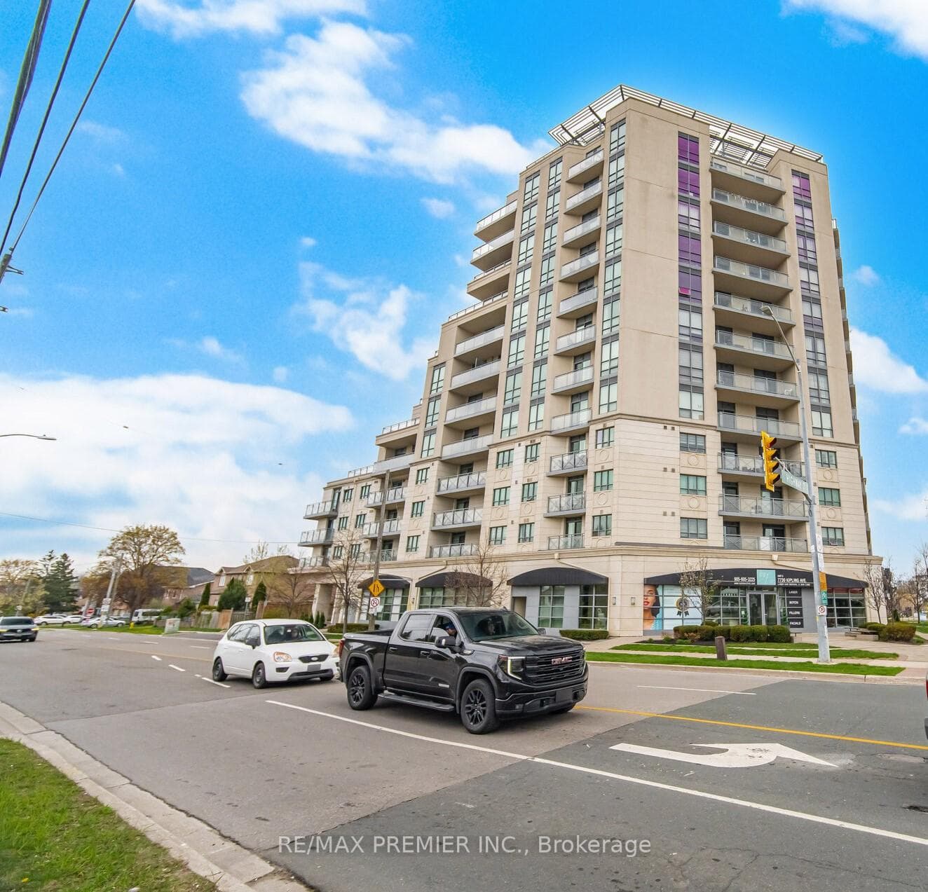 7730 Kipling Avenue 203, Vaughan, ON L4L 1Y9