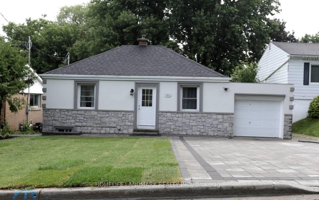 181 Newton Street E, Newmarket, ON L3Y 3K6