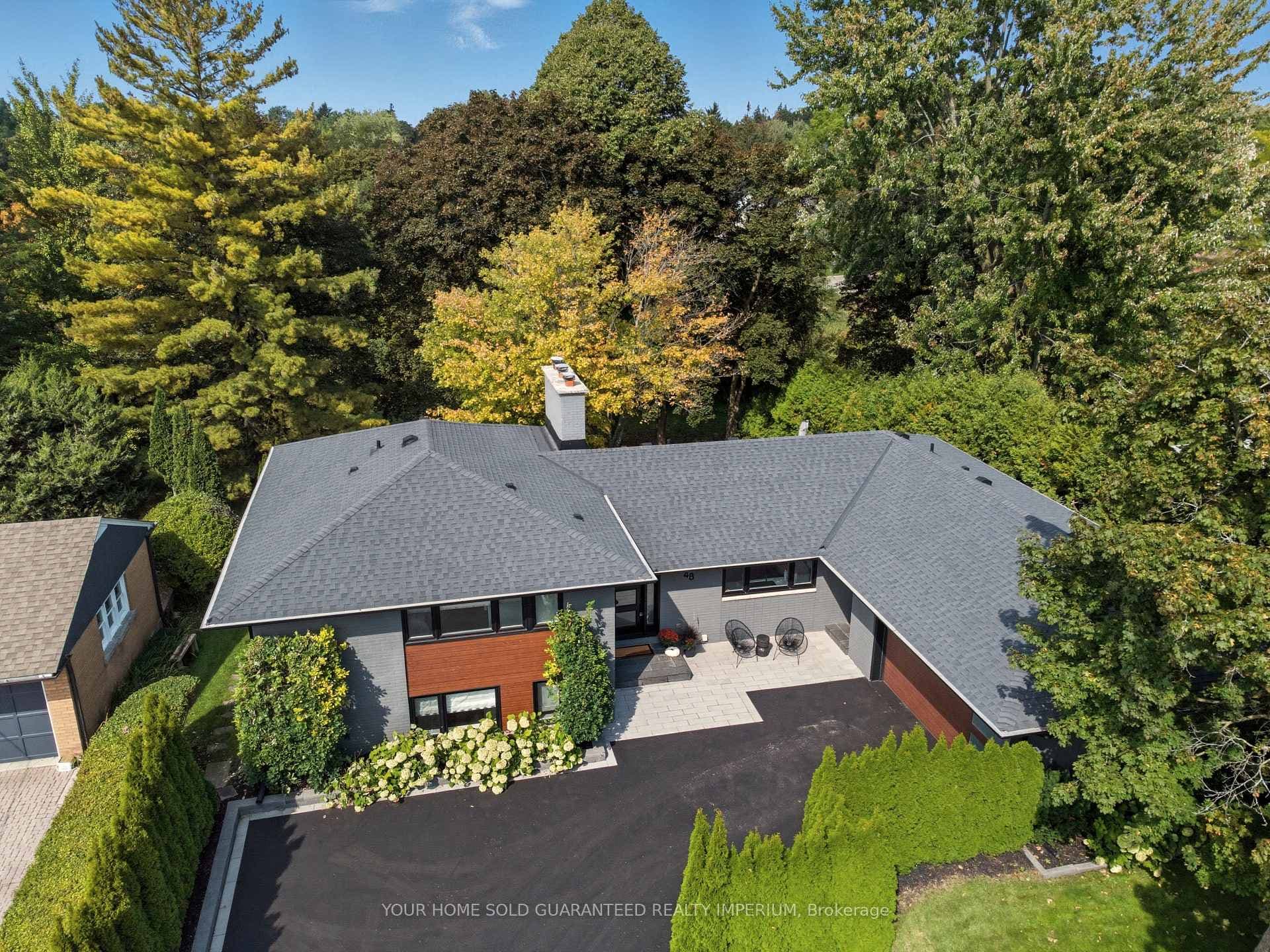48 Royal Road, Aurora, ON L4G 1A9