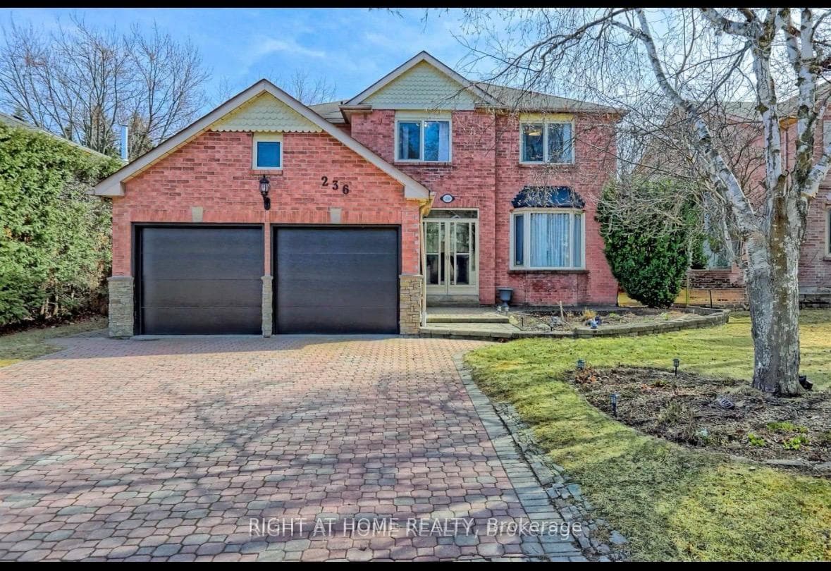 236 Mccaffrey Road S, Newmarket, ON L3X 1J3