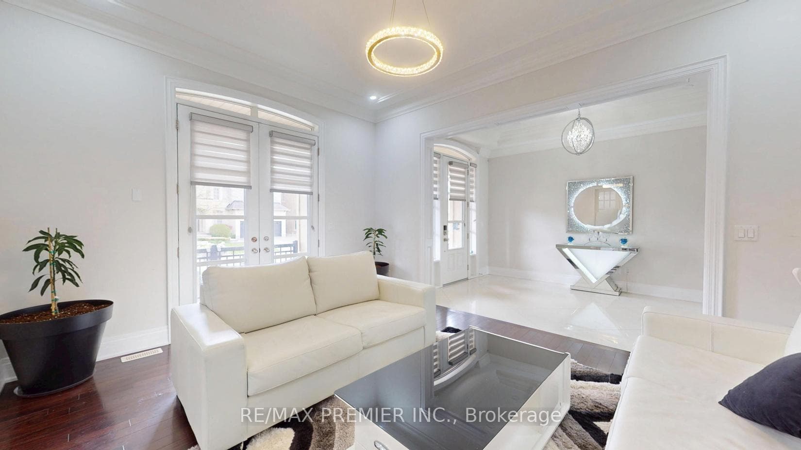 95 Sarracini Crescent, Vaughan, ON L4L 3S9