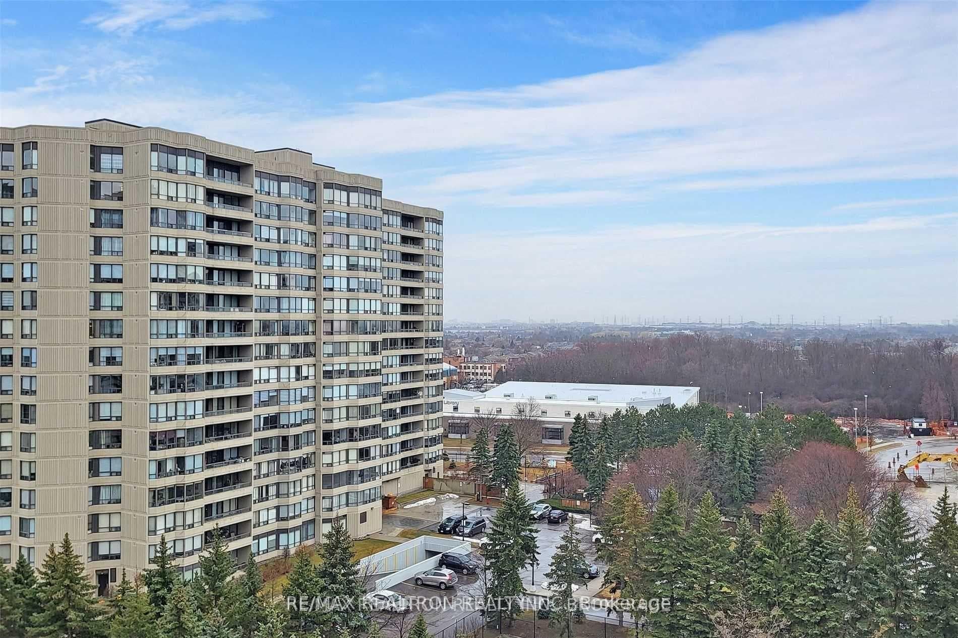 7440 Bathurst Street 1503, Vaughan, ON L4J 7K8