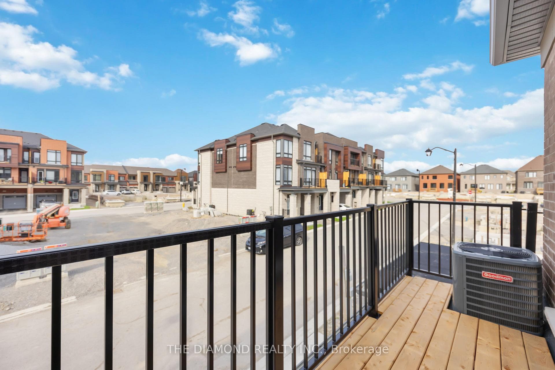 27 Gunton Street, Aurora, ON L4G 7B6