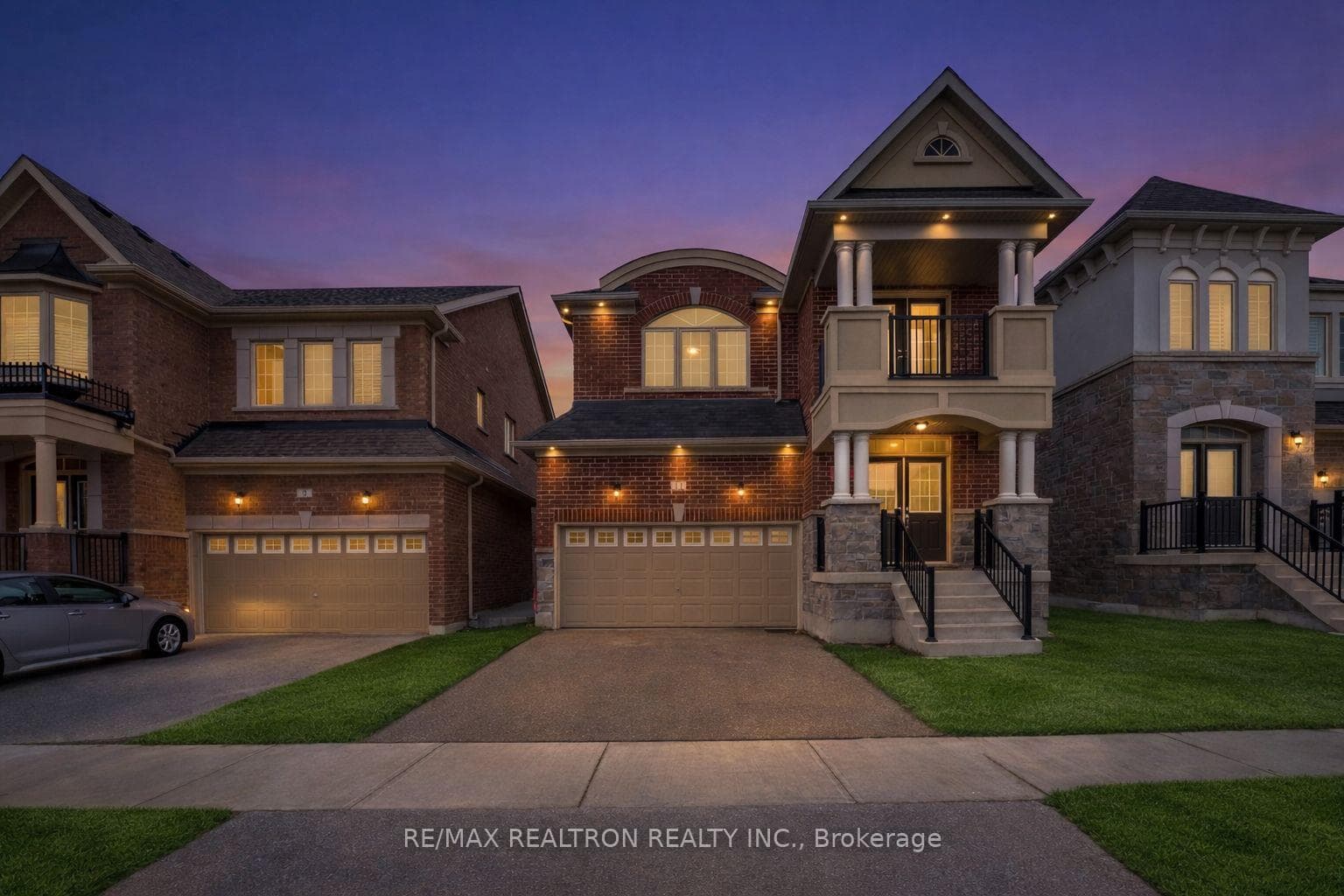10 Neilly Terrace W, Bradford West Gwillimbury, ON L3Z 4K9