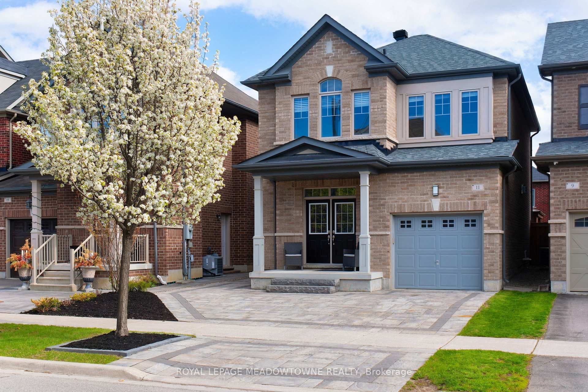 11 Cranbrook Crescent, Vaughan, ON L4H 4H5