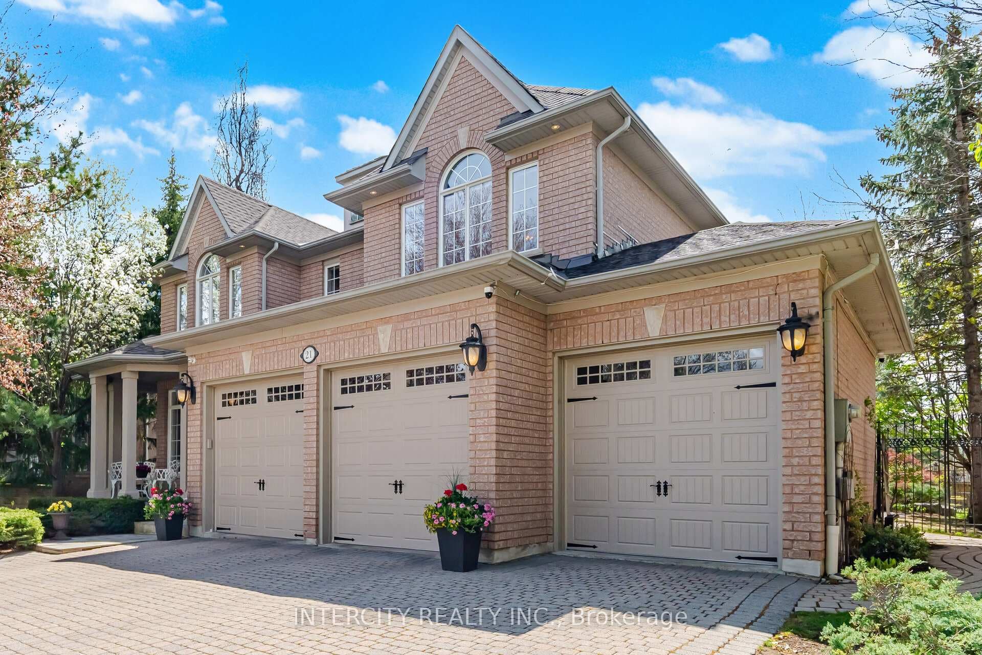 21 Capner Court, Vaughan, ON L0J 1C0