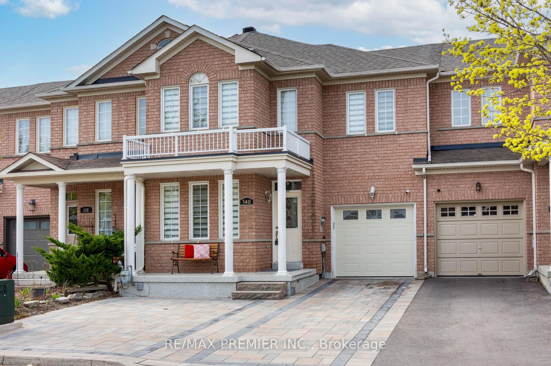 140 Dolce Crescent, Vaughan, ON L4H 3C7
