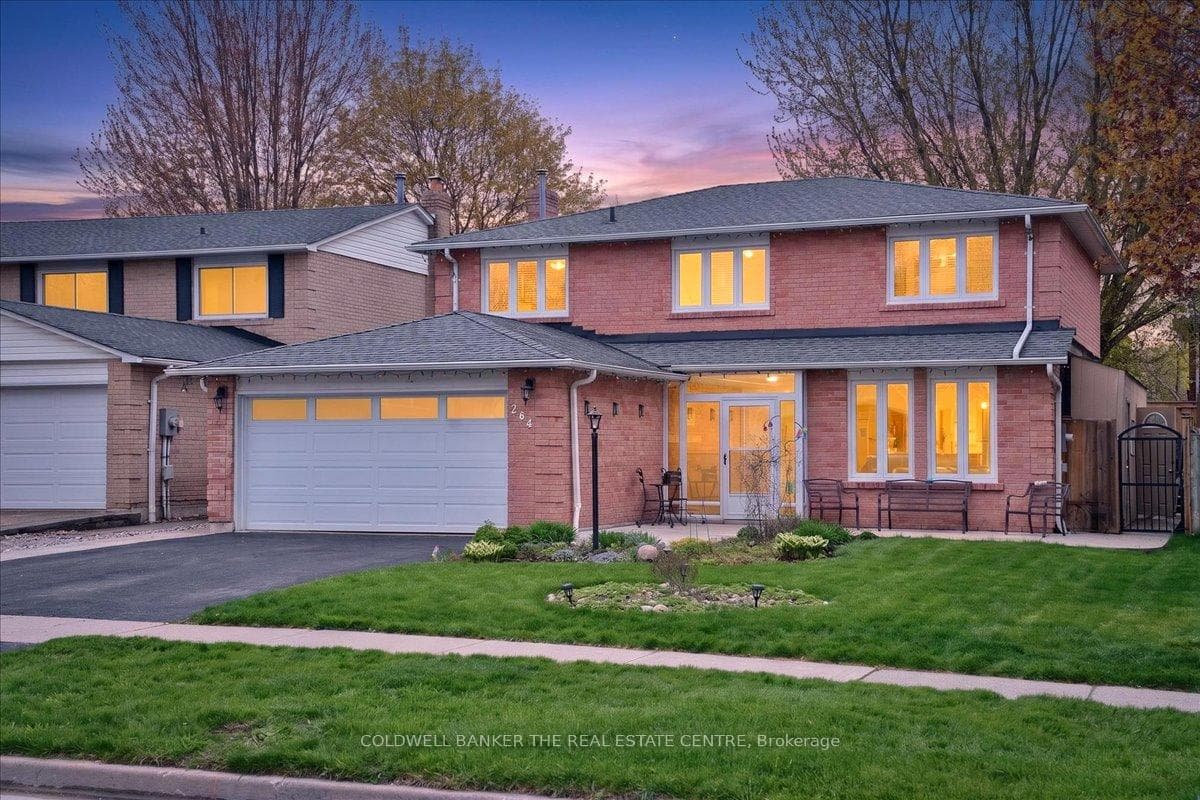 264 Manchester Drive, Newmarket, ON L3Y 6K3