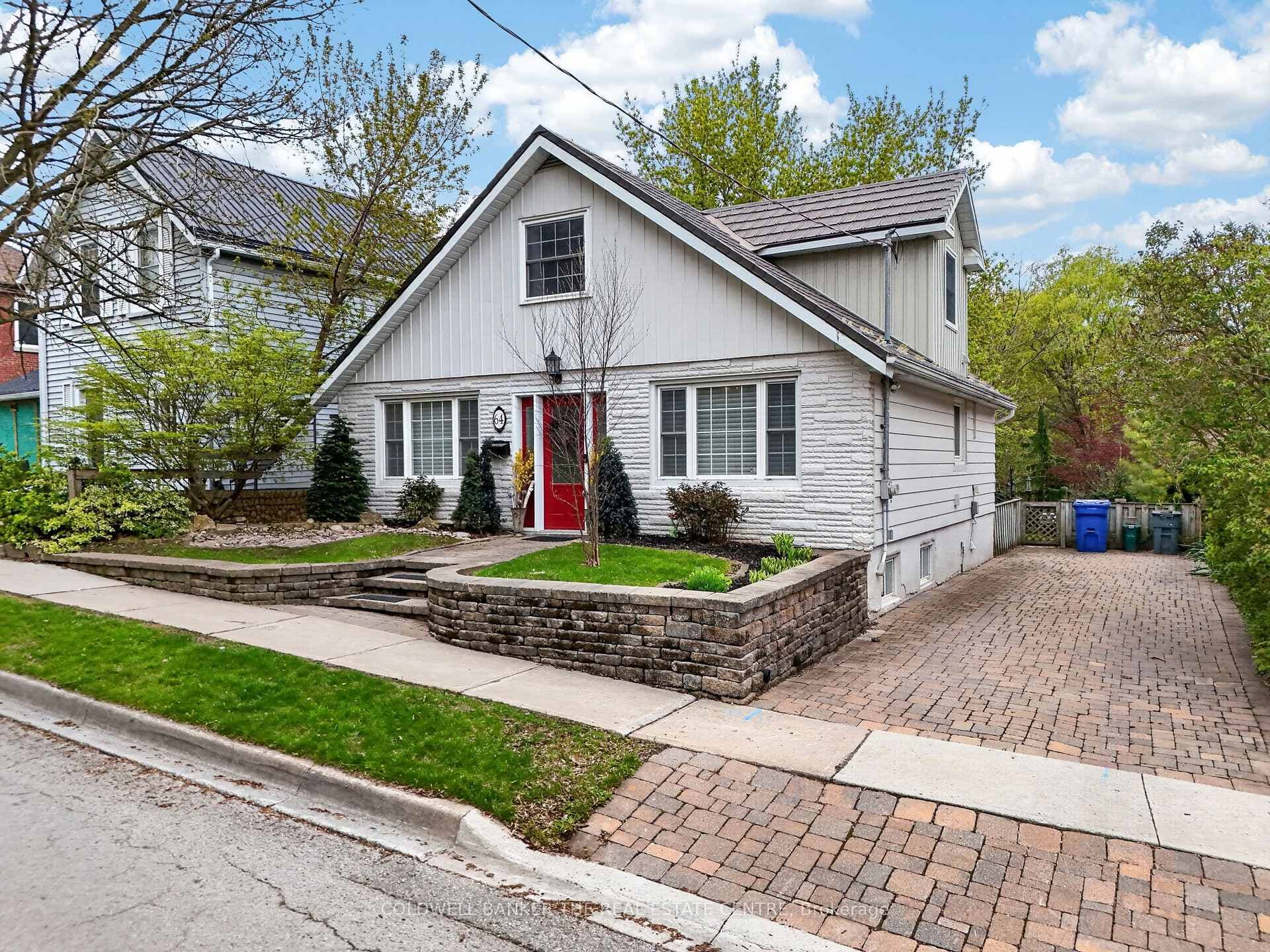 64 Niagara Street, Newmarket, ON L3Y 4E6