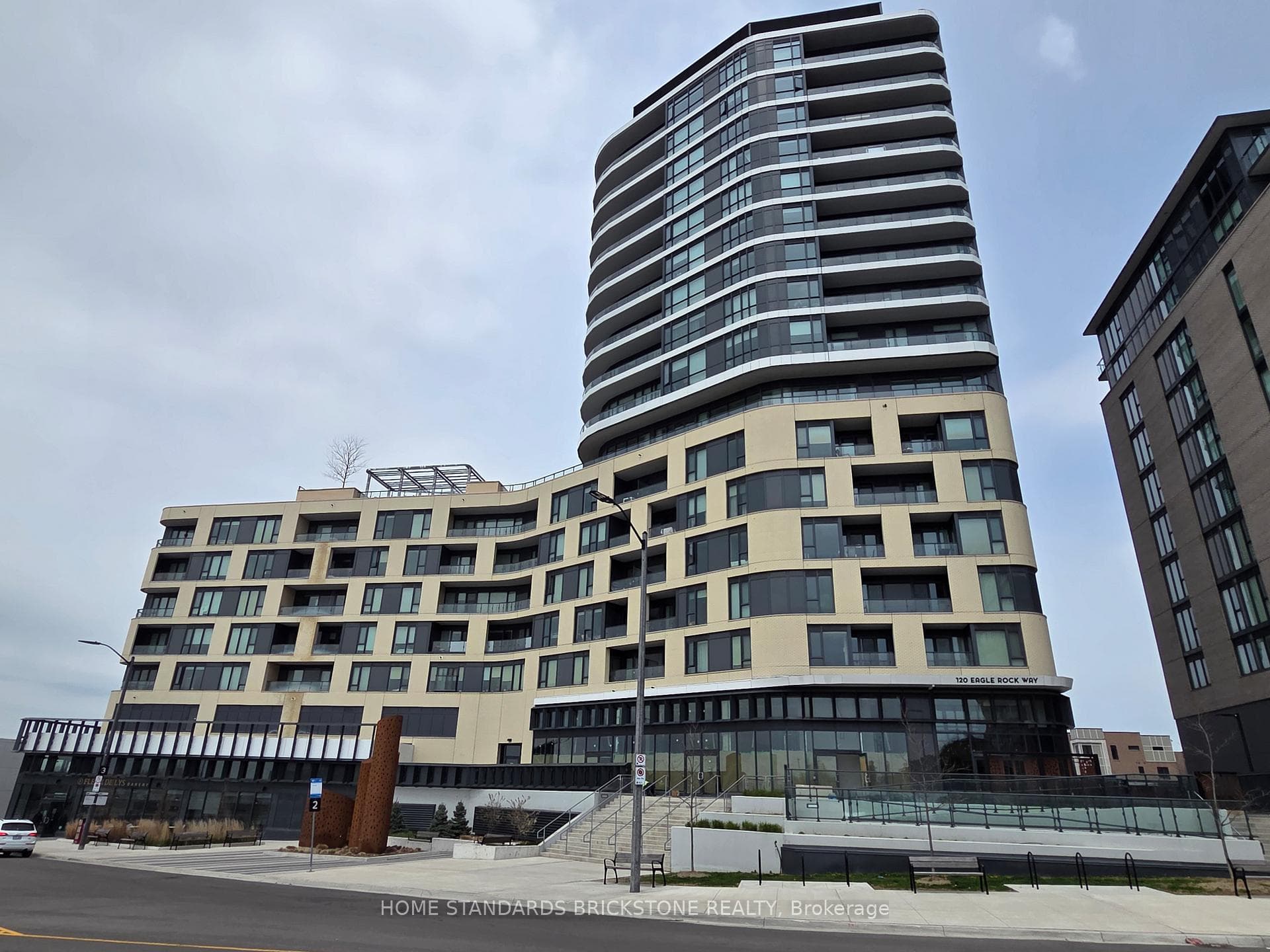 120 Eagle Rock Way 608, Vaughan, ON L6A 5C2