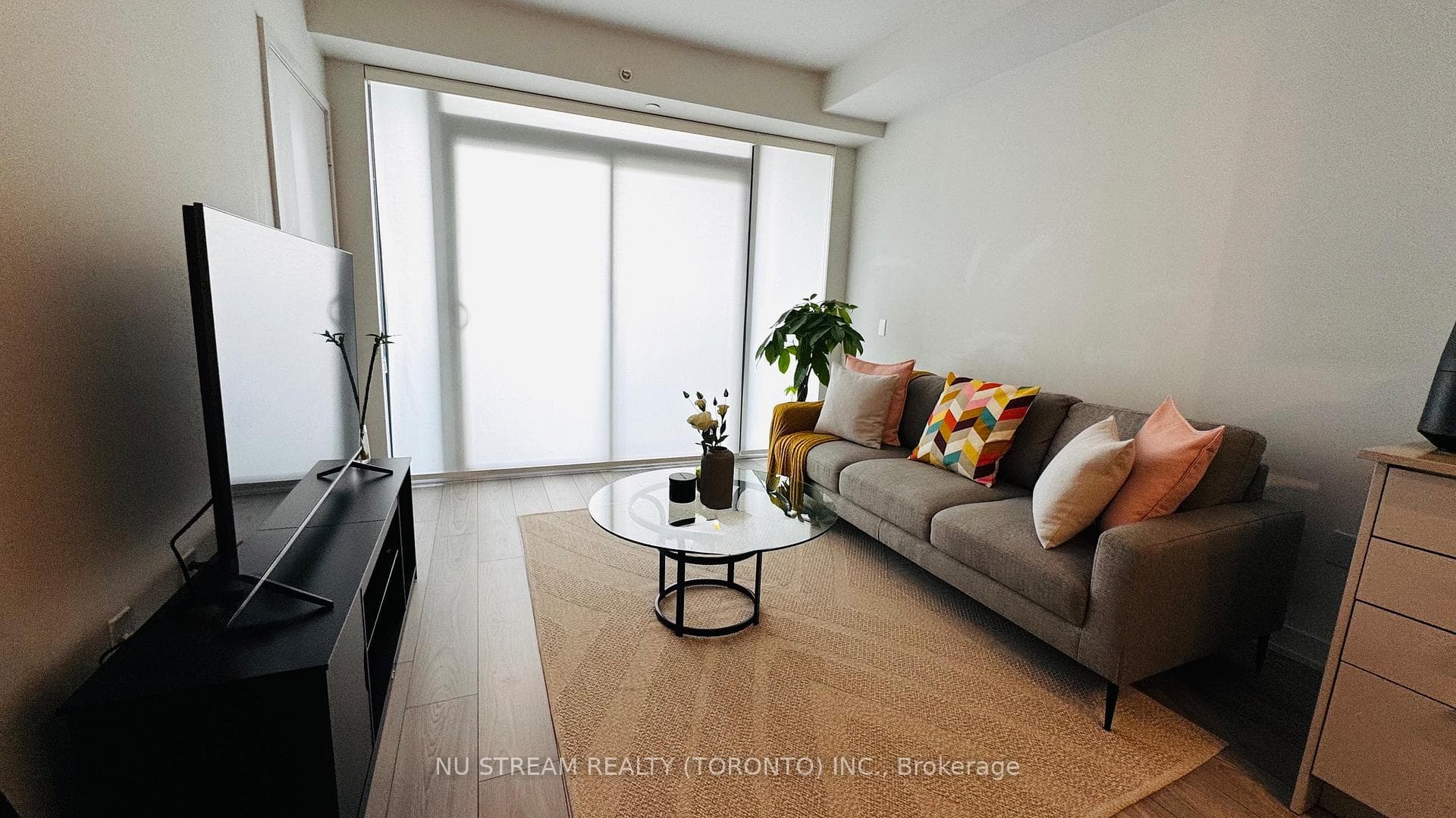 2920 Highway 7 Road W 904, Vaughan, ON L4K 0P4