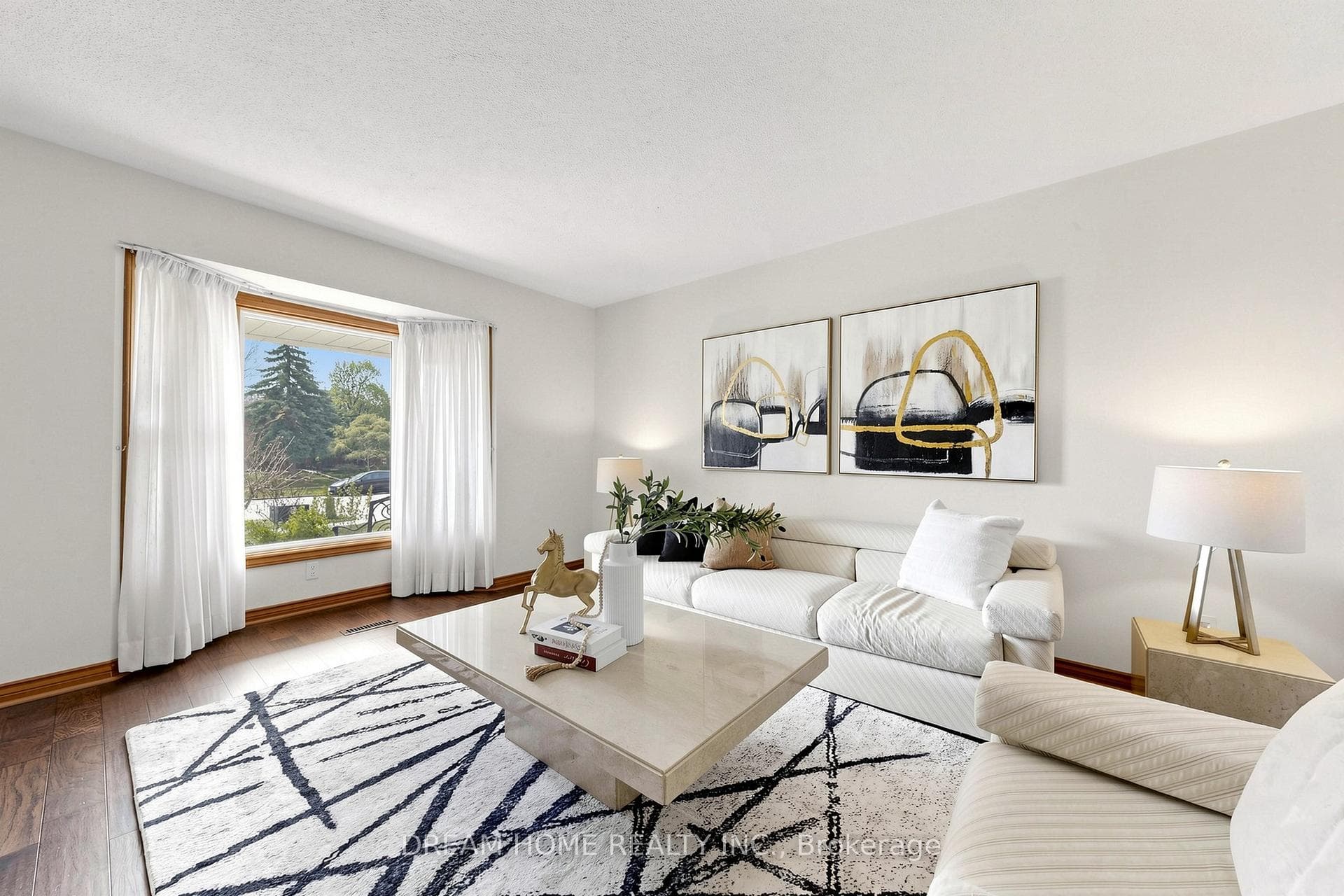 312 Valeria Boulevard, Vaughan, ON L4L 6V7
