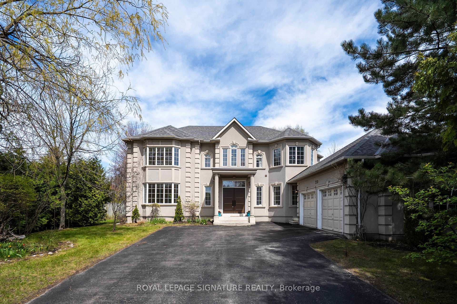 250 Laurentian Boulevard, Vaughan, ON L6A 2V3