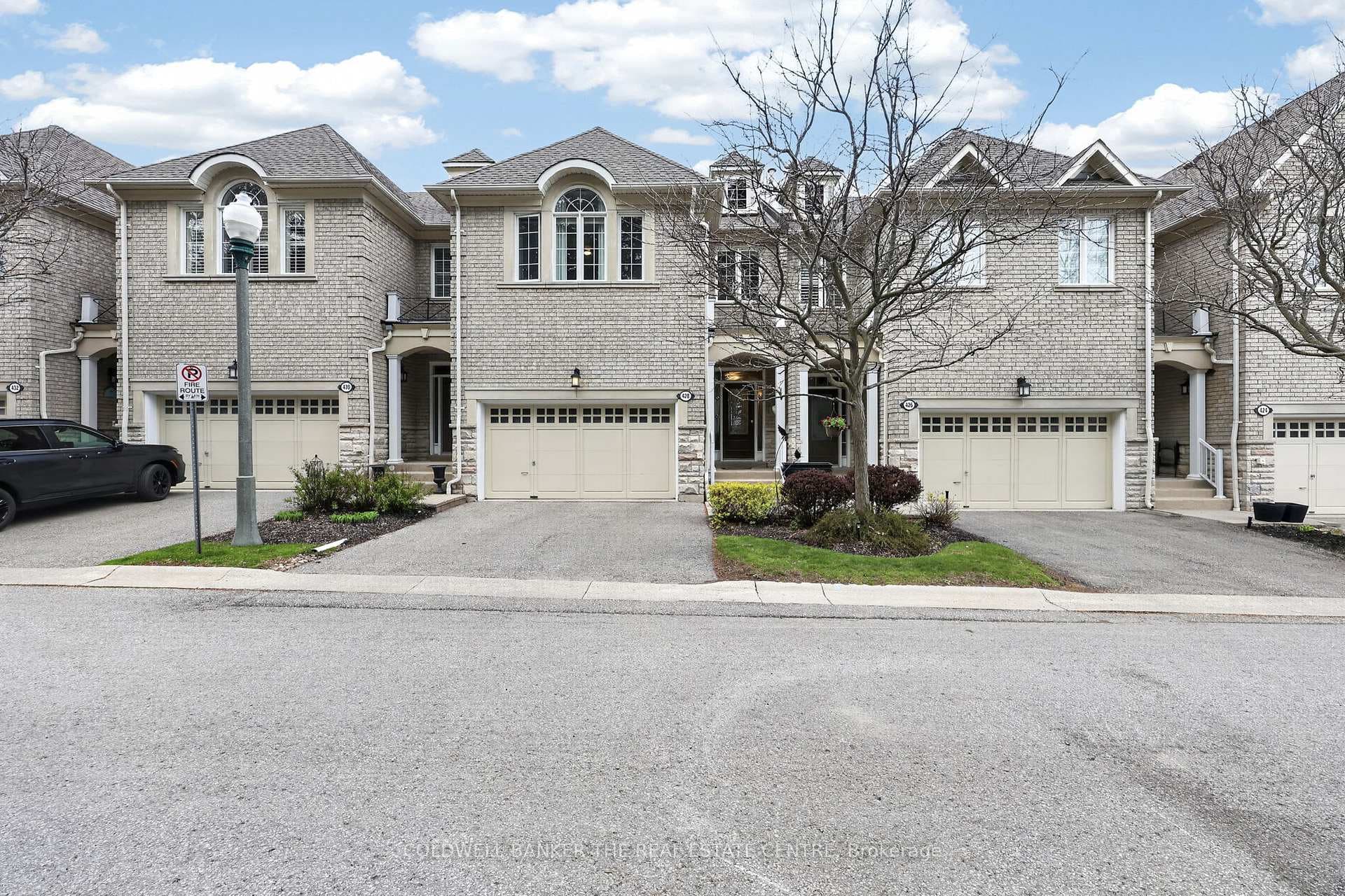 428 Terry Carter Crescent 48, Newmarket, ON L3Y 9G1
