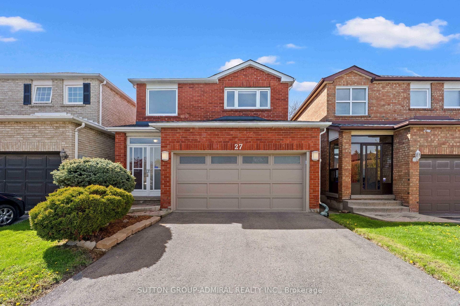 27 Ramblewood Lane, Vaughan, ON L4J 6R8