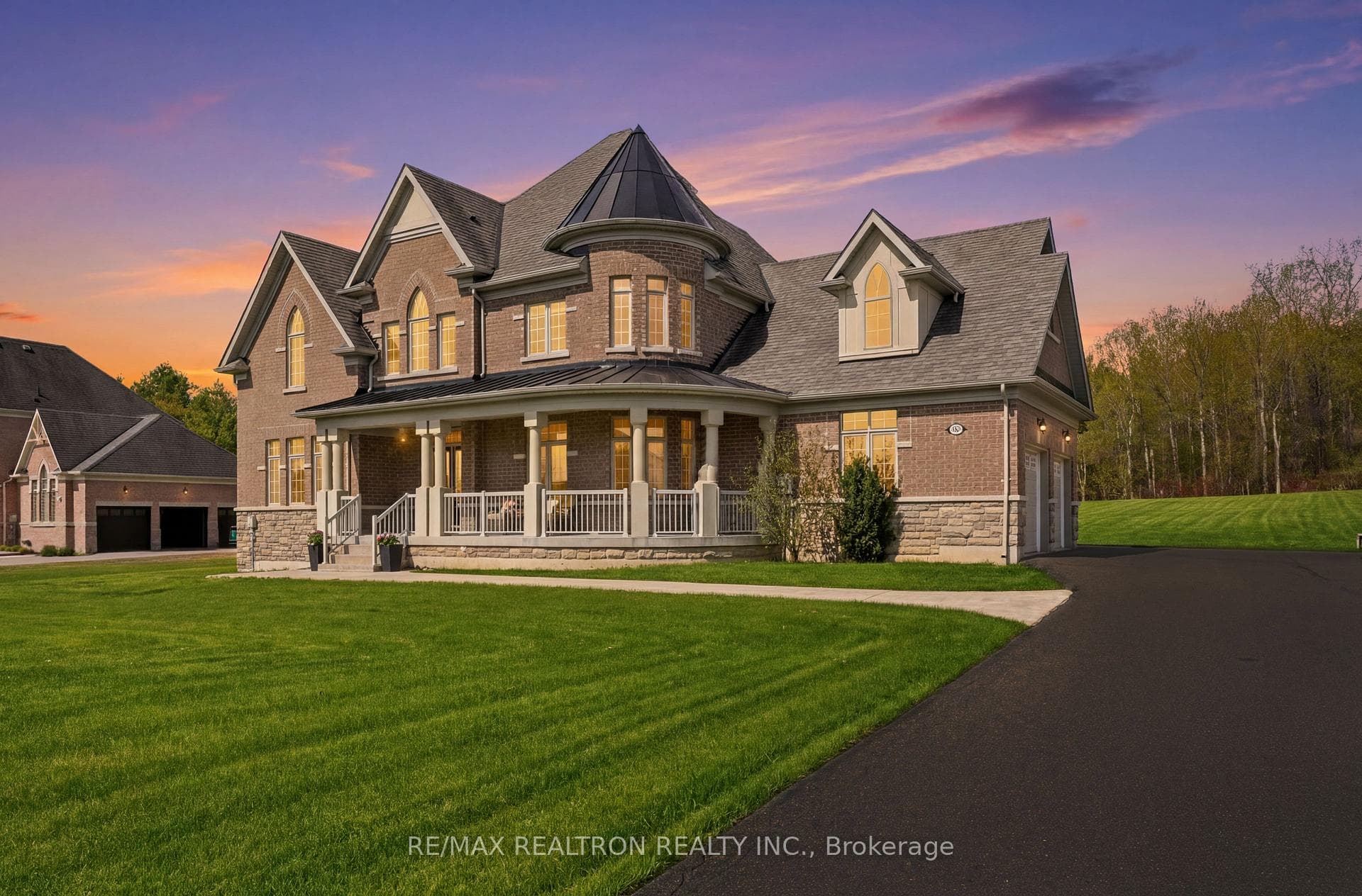 168 Pine Hill Road, Bradford West Gwillimbury, ON L3Z 0H1