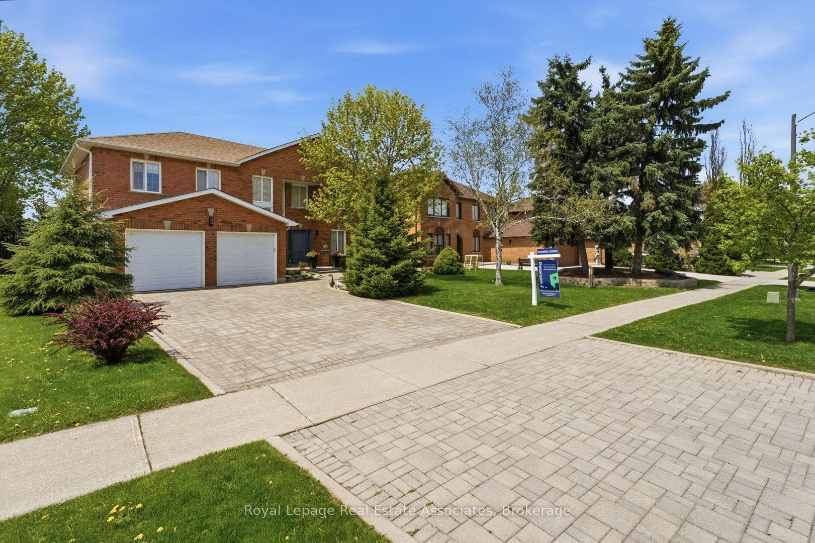 160 Fifth Avenue, Vaughan, ON L4L 6Z3