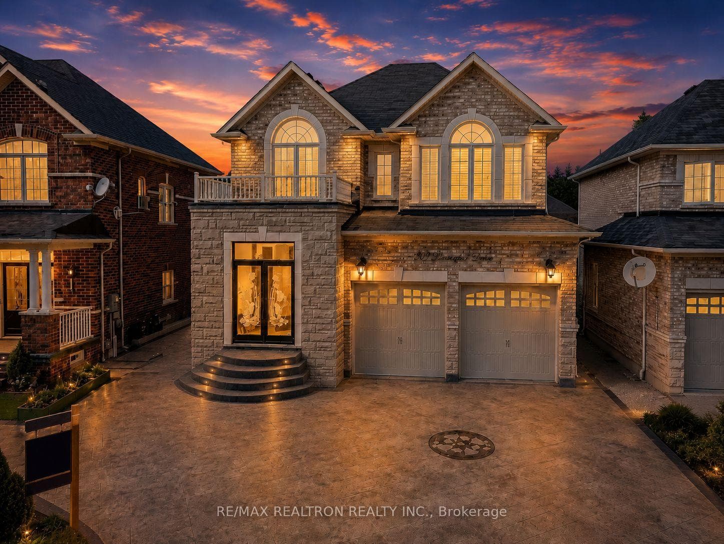 361 Lauderdale Drive, Vaughan, ON L6A 4K9