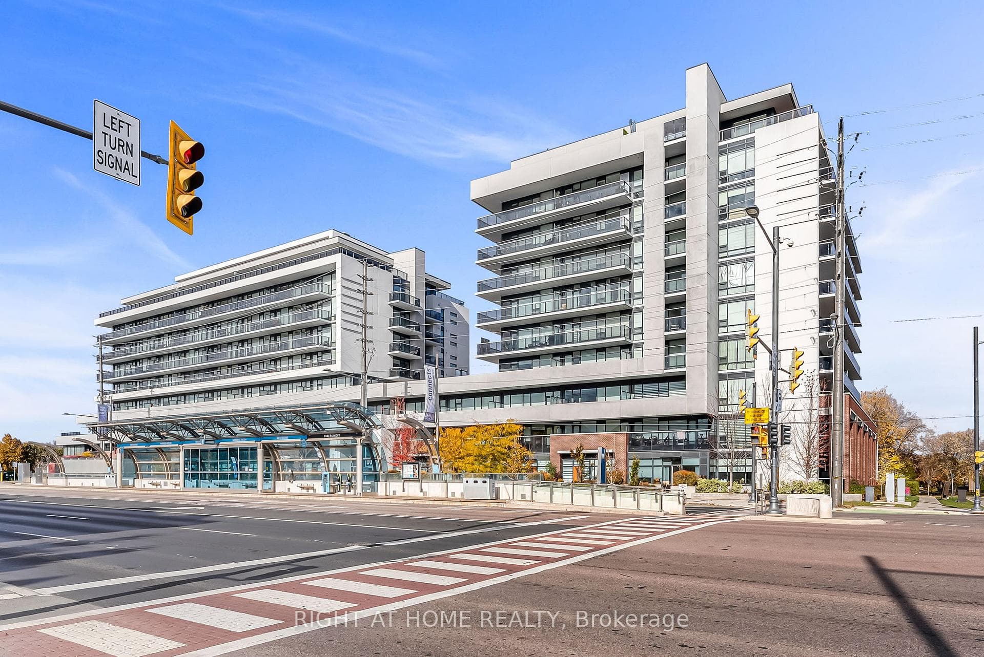 4800 Highway 7 N/A 810, Vaughan, ON L4L 1H8