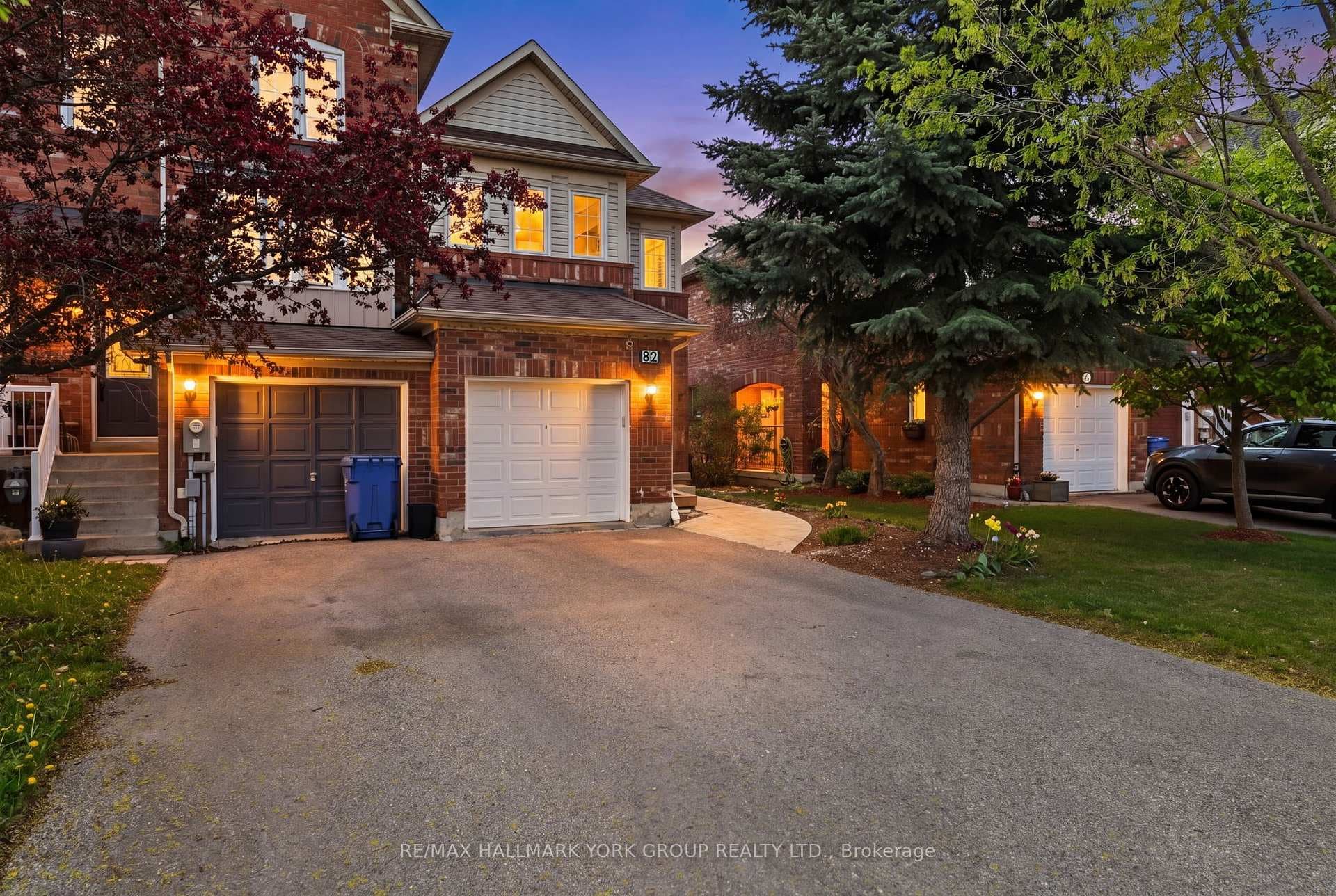 82 Baywell Crescent, Aurora, ON L4H 7N4