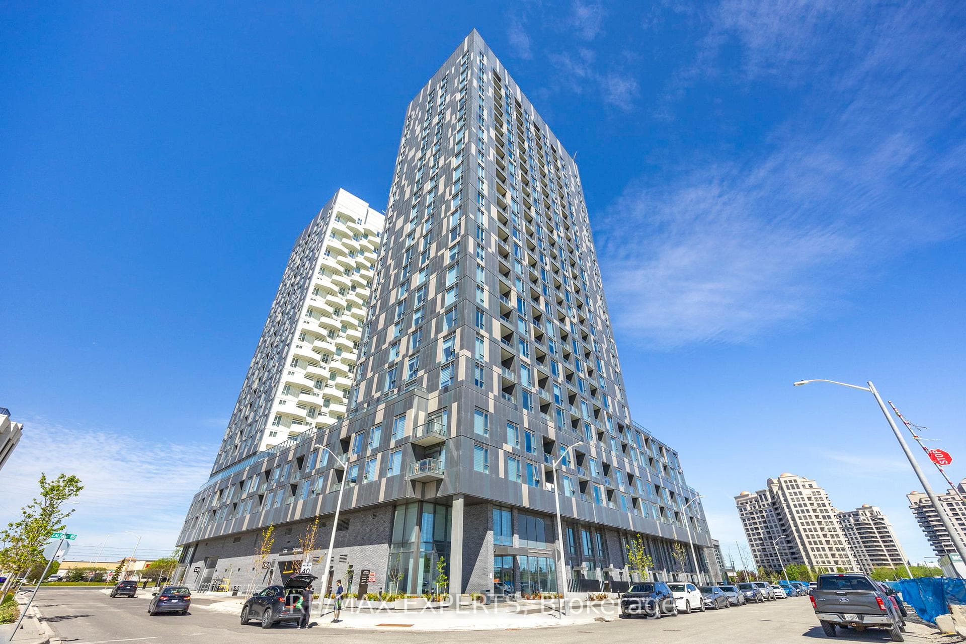 474 Caldari Road 2004, Vaughan, ON L4K 0R5
