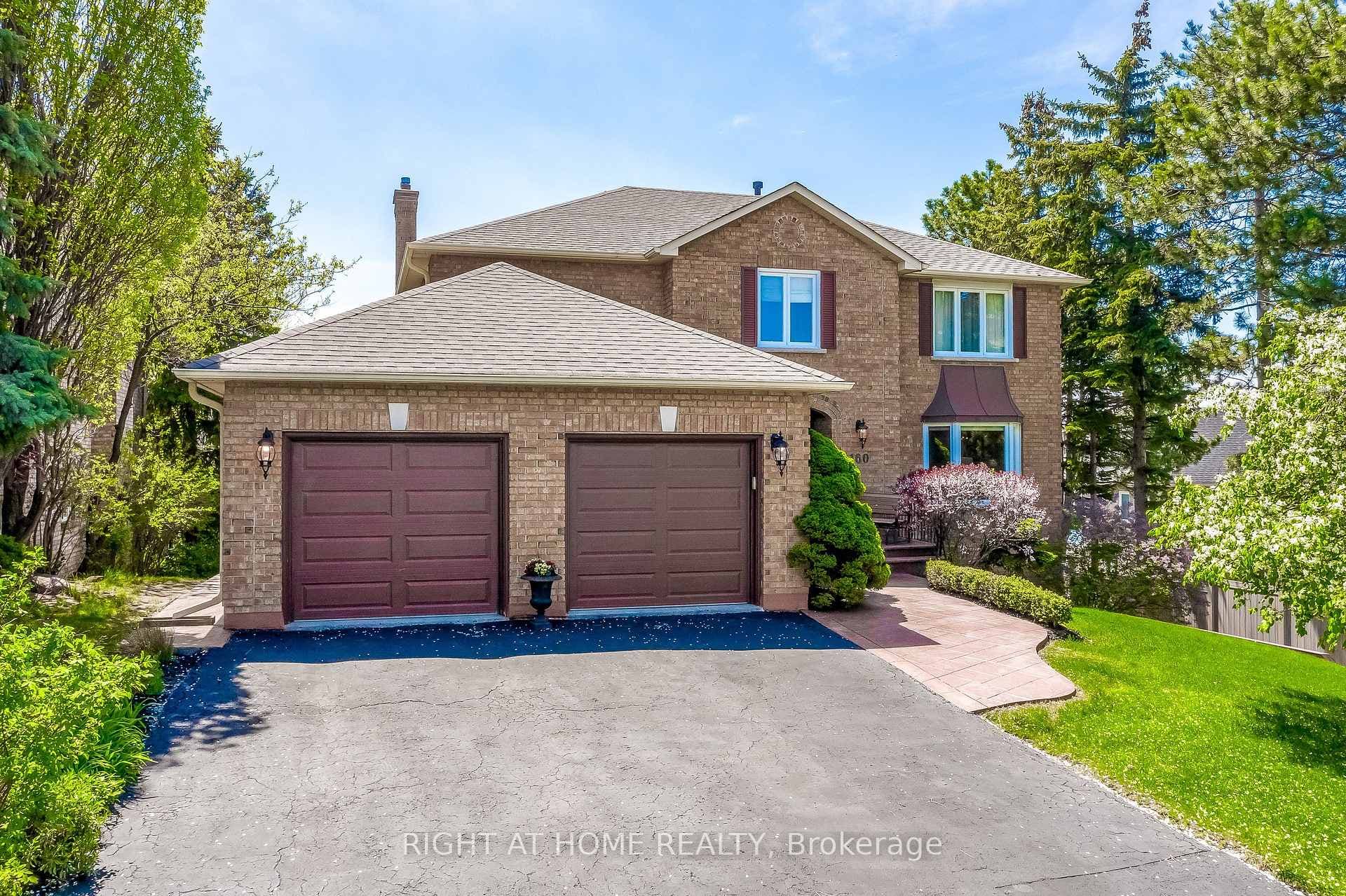 160 Rossmull Crescent, Vaughan, ON L4L 7E1