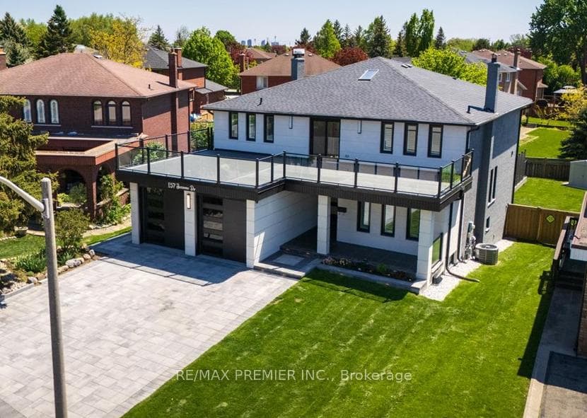 157 Jeanne Drive, Vaughan, ON L4L 1X8