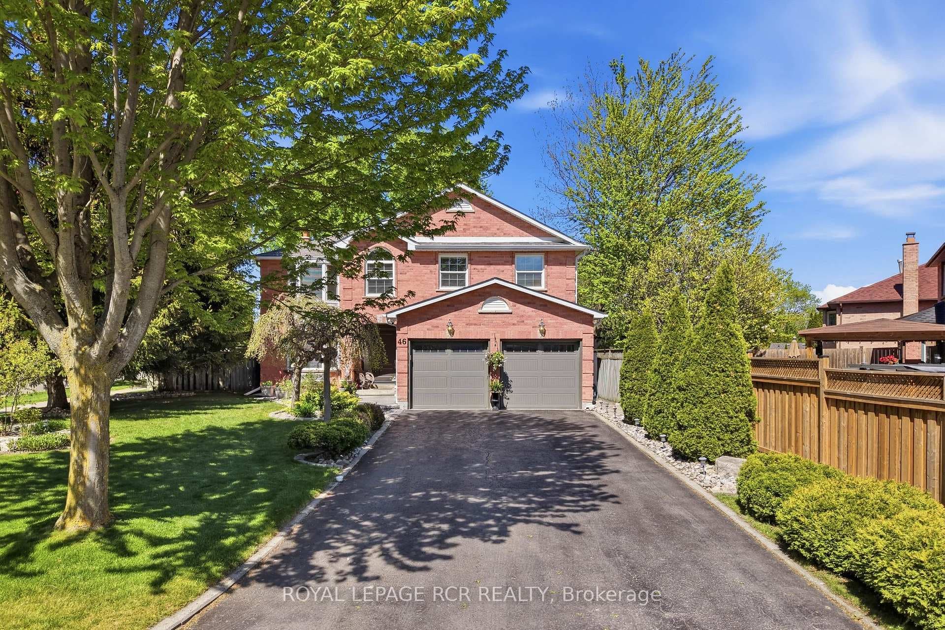 46 Tannery Creek Crescent, Aurora, ON L4G 5K9