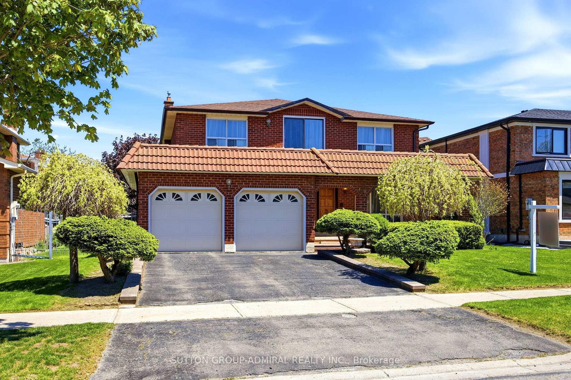 108 Benjamin Drive, Vaughan, ON L4L 1H9