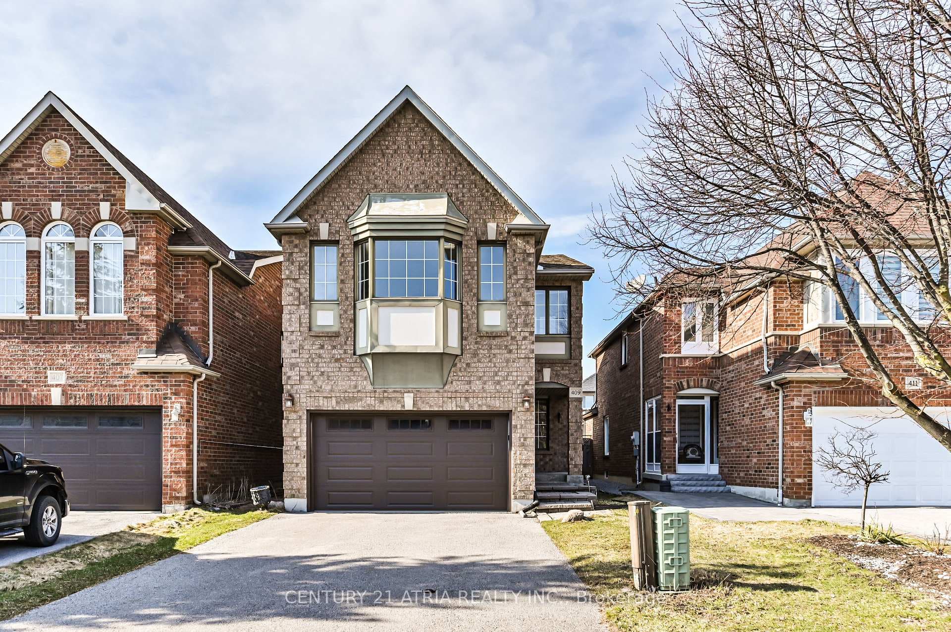 409 Heddle Crescent, Newmarket, ON L3X 2J2