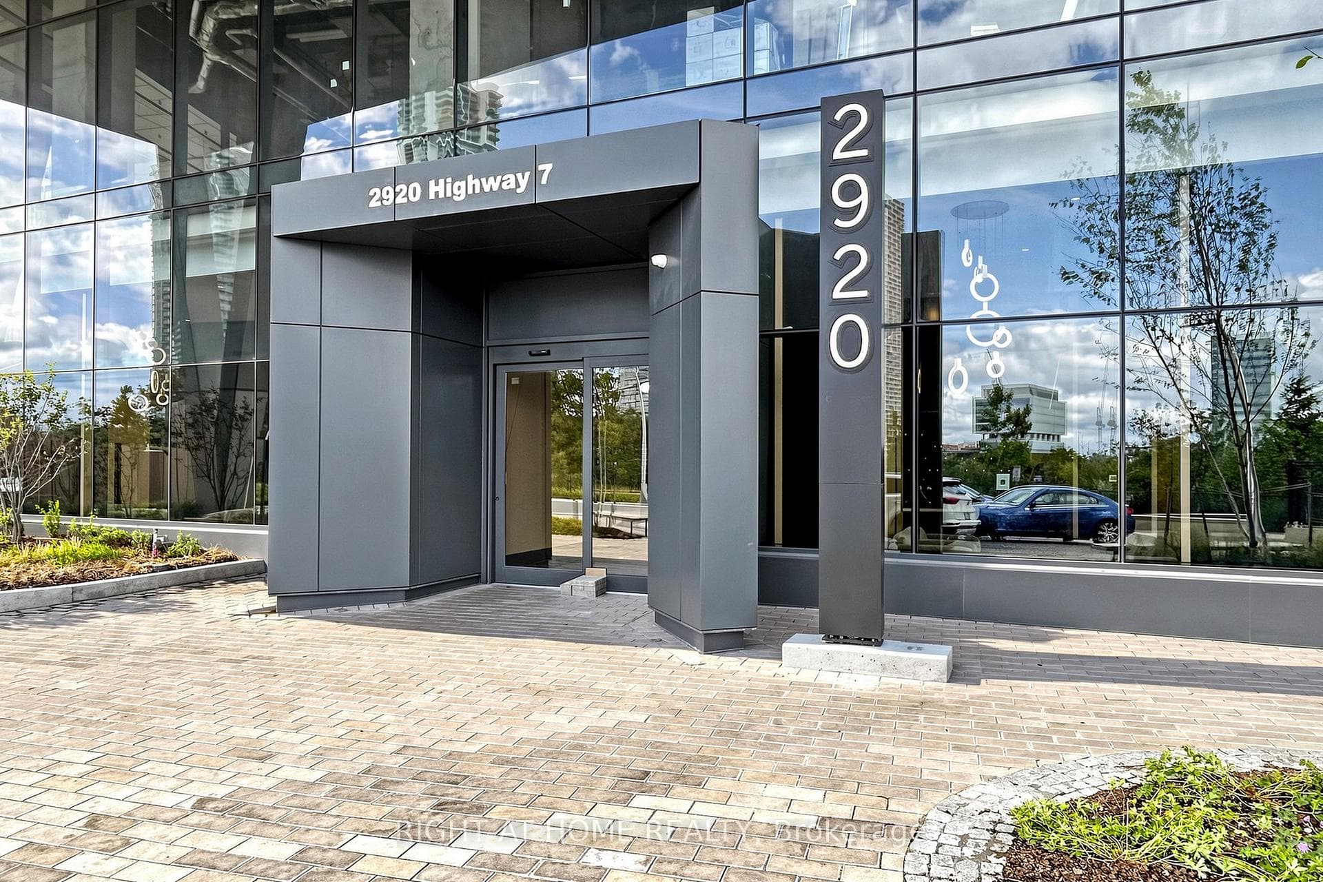 2920 Highway 7 Road E 3206, Vaughan, ON L4K 0P4