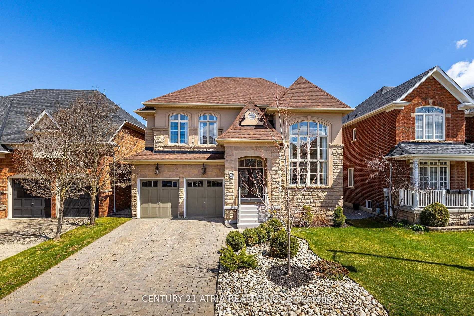 23 Weslock Crescent, Aurora, ON L4G 7Y9
