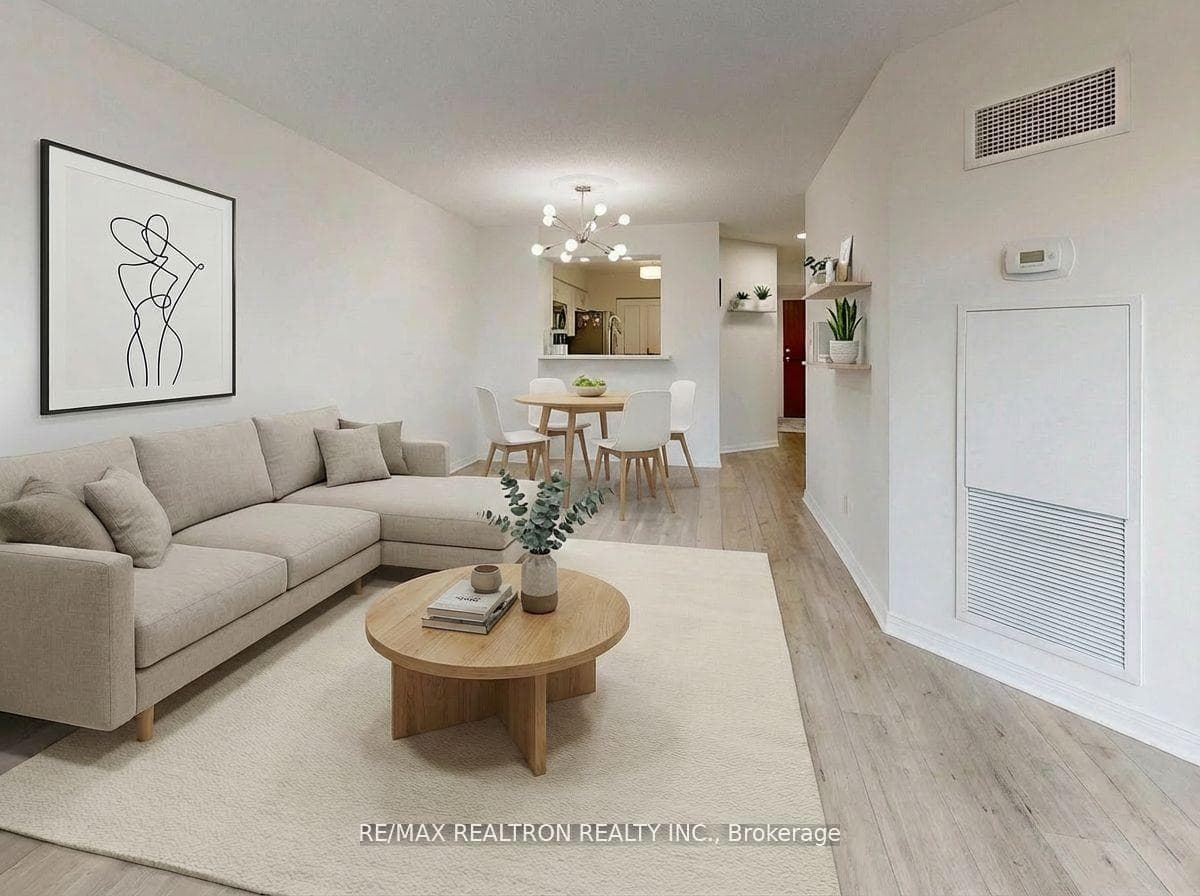 120 Promenade Circle 406, Vaughan, ON L4J 7W9